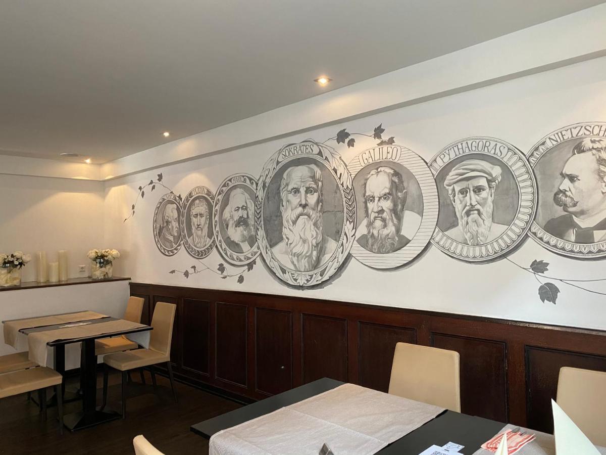 Hotel Loewen Lahr  Bagian luar foto